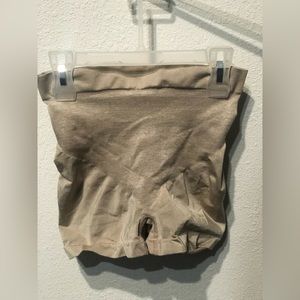 Nude shape wear shorts